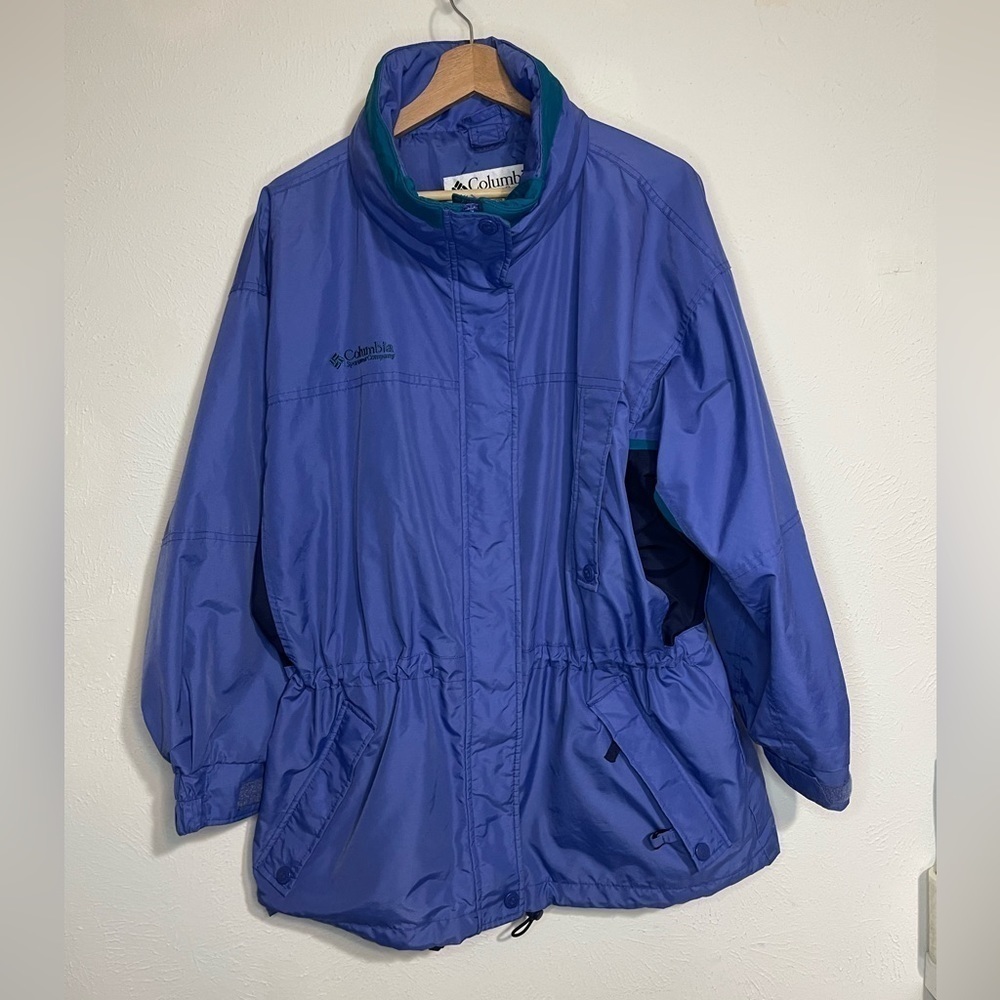 Vintage women’s Columbia sports wear jacket size large purple and teal EUC